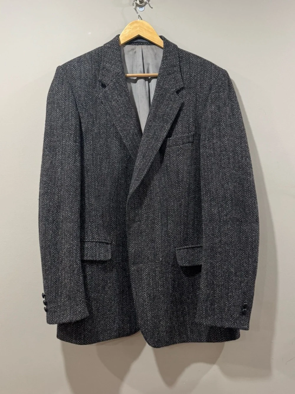 VTG Harris Tweed Blazer Wool Sport Coat Charcoal Grey Herringbone with Donegal - Picture 2 of 16